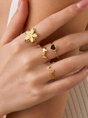 Gold Plated Stainless Steel 4pc Flower & Heart Ring Set